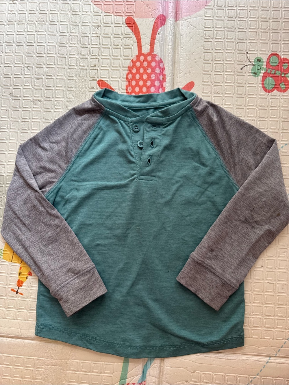 Crewneck Henley Long-Sleeve Tee - Teal Body with Gray Sleeves